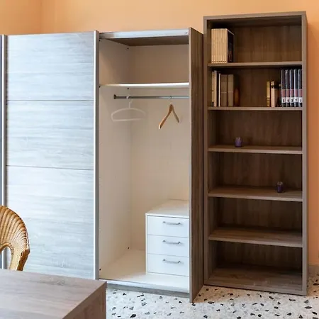 Carlo's Charm Apartment