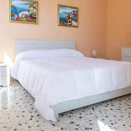 Carlo's Charm Apartment *