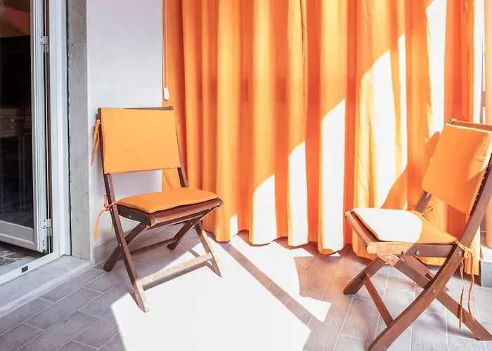 Carlo's Charm Acireale