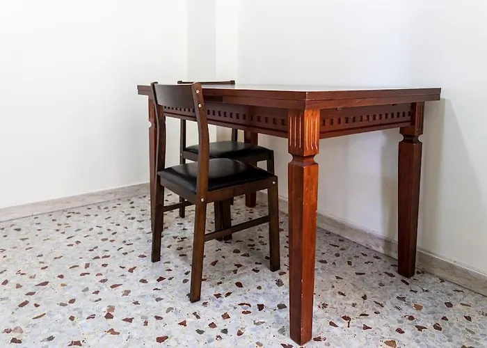Carlo's Charm Apartment *