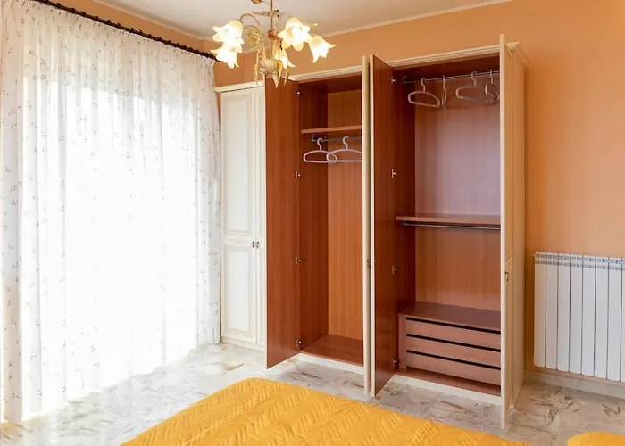Carlo's Charm Apartment *